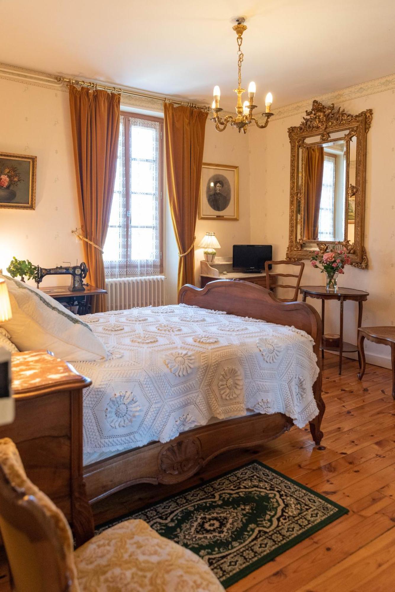 Willa La Maison De Mireille Le Puy-en-Velay Zewnętrze zdjęcie